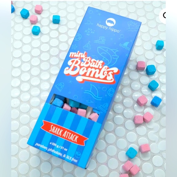 Happy Hippo Mini Bath Bombs, Shark Attack, Best Seller NIB, Canada made - Picture 1 of 2